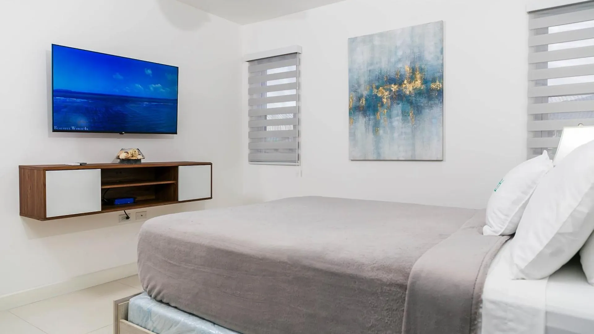 Choose To Be Happy At Twenty 2A With Pool Apartman Kingston 0*,  Jamaica